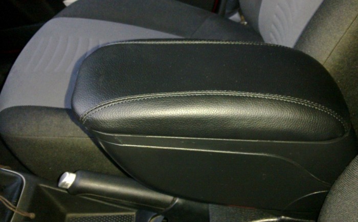 Подлокотник