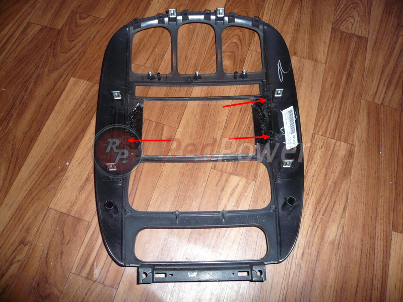 Штатные крепежи для магнитолы RedPower