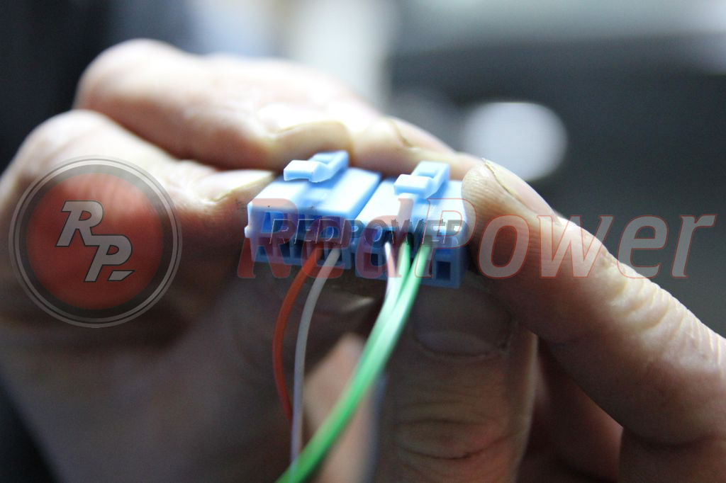 Особенности проводки для подключения автомагнитолы RedPower