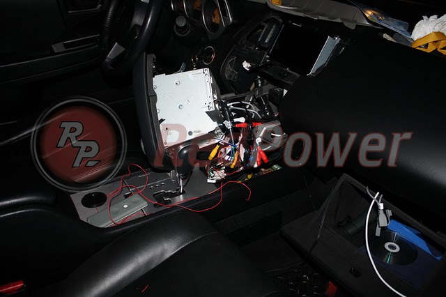 Окончательная сборка автомагнитолы RedPower 