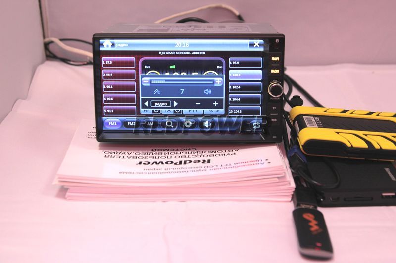 Радио-плеер в автомагнитоле RedPower