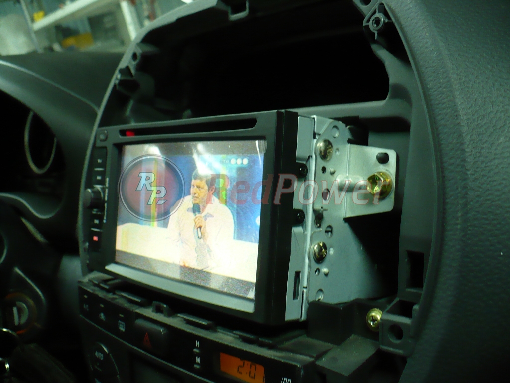 Процесс установки магнитолы Redpower