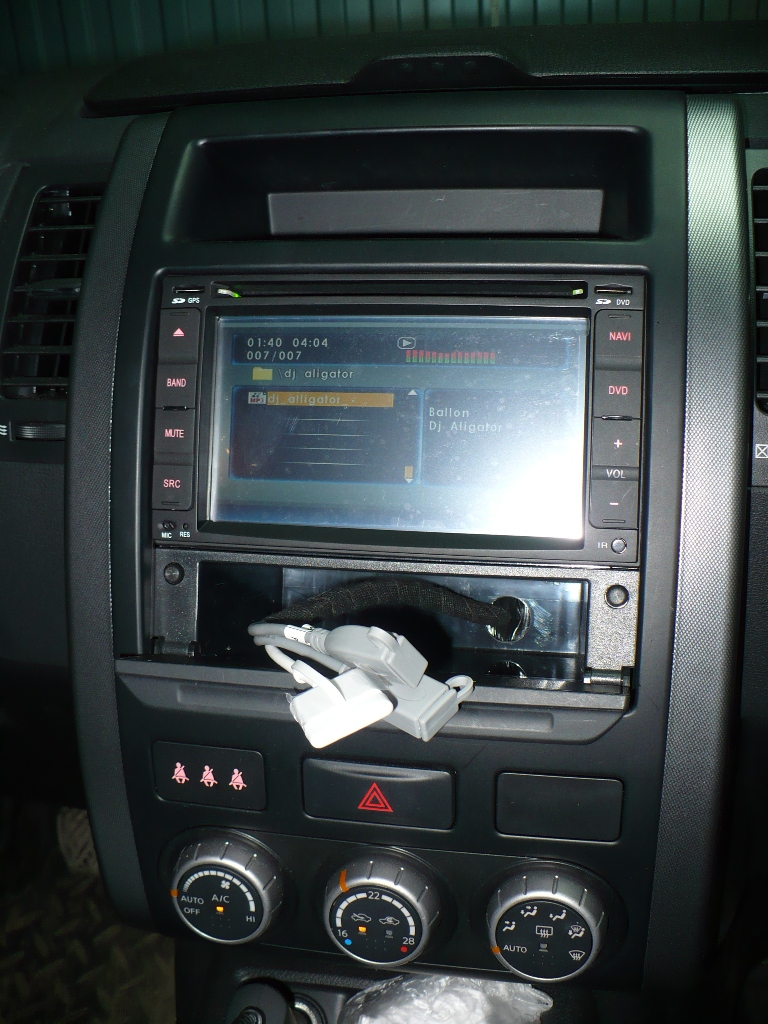 Установка магнитолы RedPower