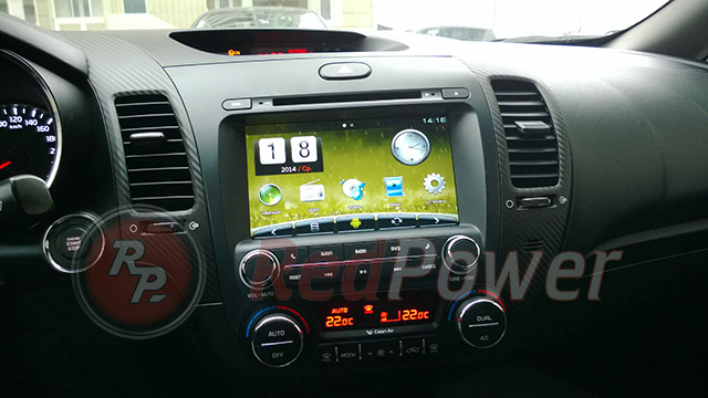 Установленная магнитола RedPower