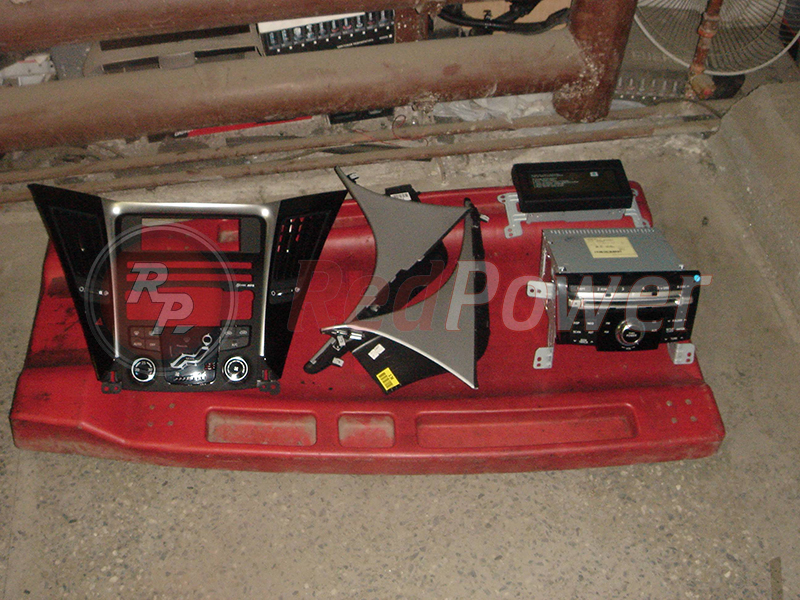 Комплект для установки автомагнитолы RedPower и переходной рамки