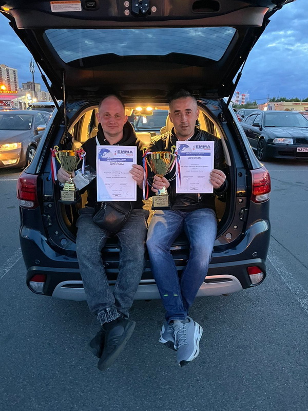 Наши победители Евгений Медведев и Падалко Александр