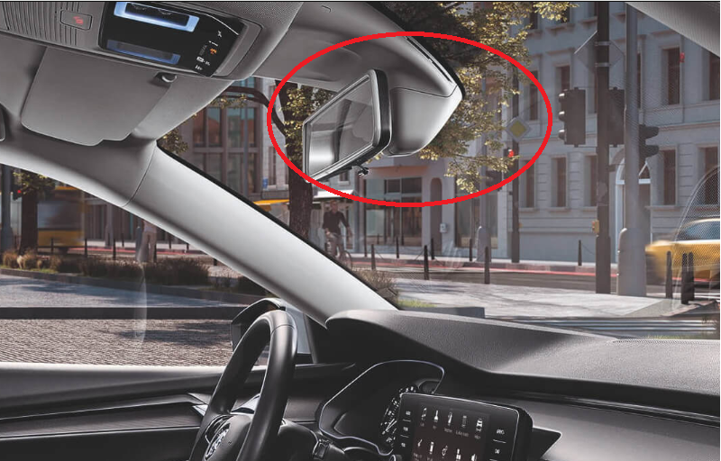 Установленный видеорегистратор RedPower